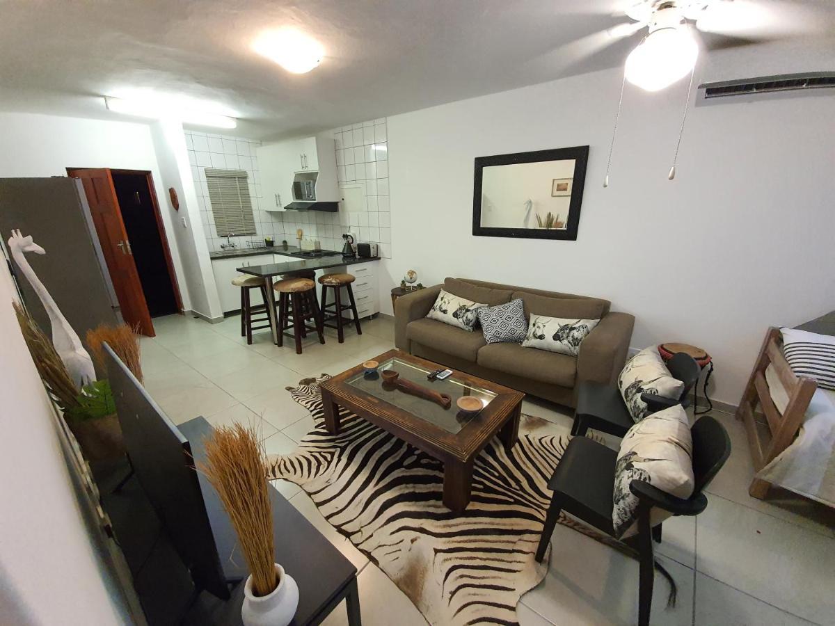 South Seas Safari @ The Bridge Apartments Saint Lucia Estuary Extérieur photo